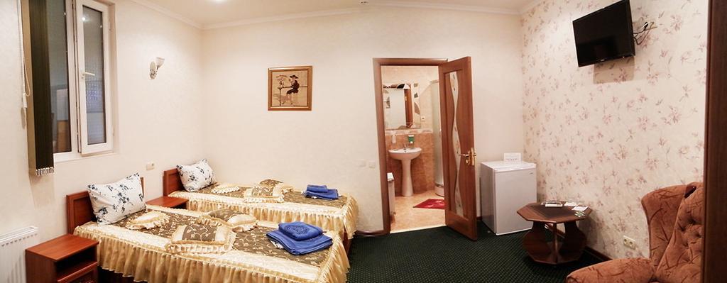 Atrium Hotel Melitopol Room photo